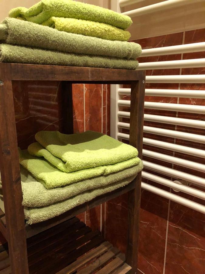 Nina Apartment Винер Нойщат Екстериор снимка