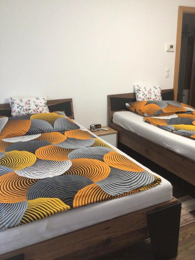 Nina Apartment Винер Нойщат Екстериор снимка